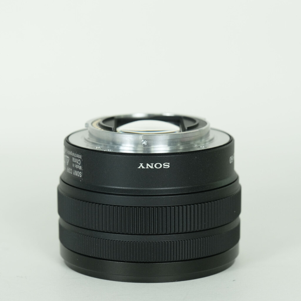 SONY FE 28-60mm F4-5.6 SEL2860