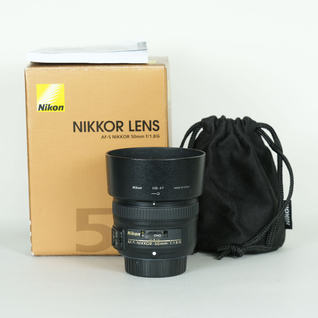 Nikon AF-S NIKKOR 50mm f/1.8Gの出品 | ONE SCENE（ワンシーン）
