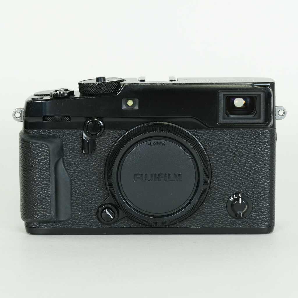 FUJIFILM X-Pro2