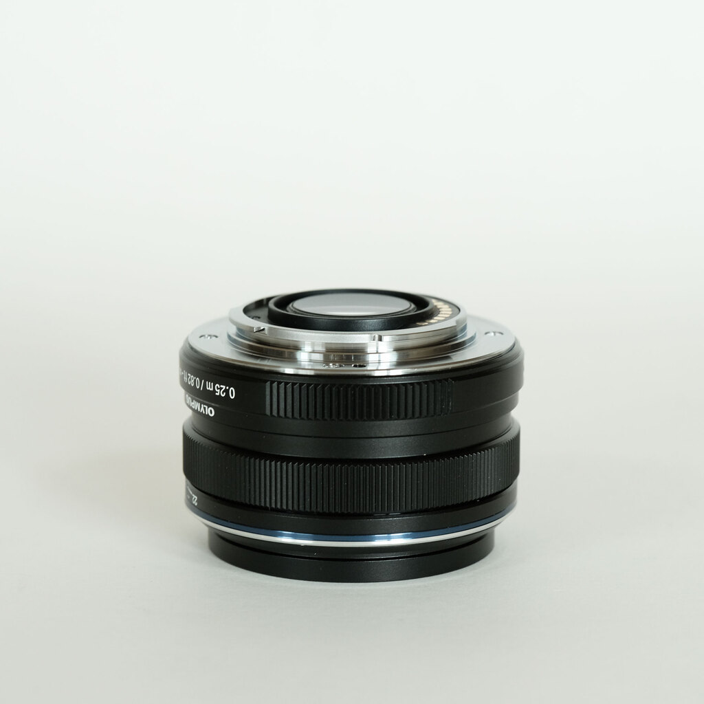 OLYMPUS M.ZUIKO DIGITAL 17mm F1.8