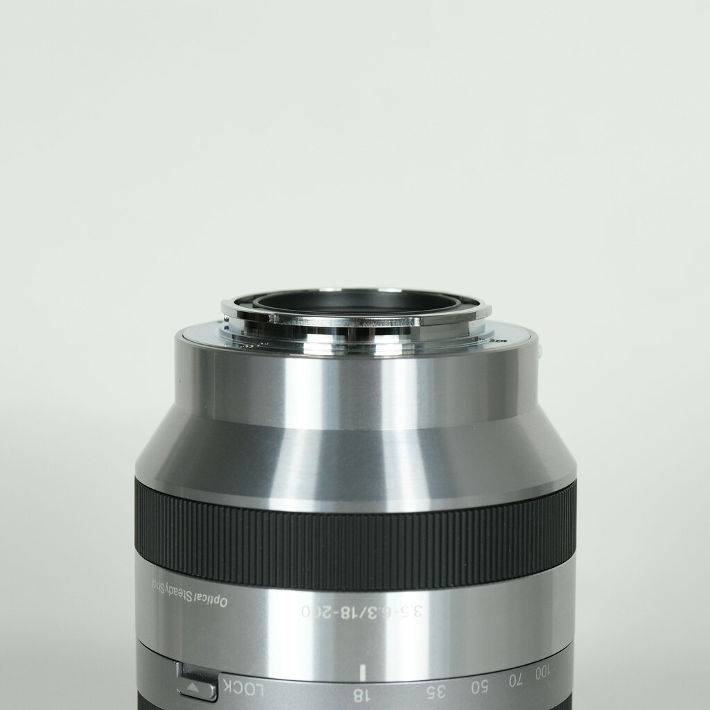 SONY E18-200mm F3.5-6.3 OSS SEL18200 SONY E18-200mm F3.5-6.3 OSS SEL18200