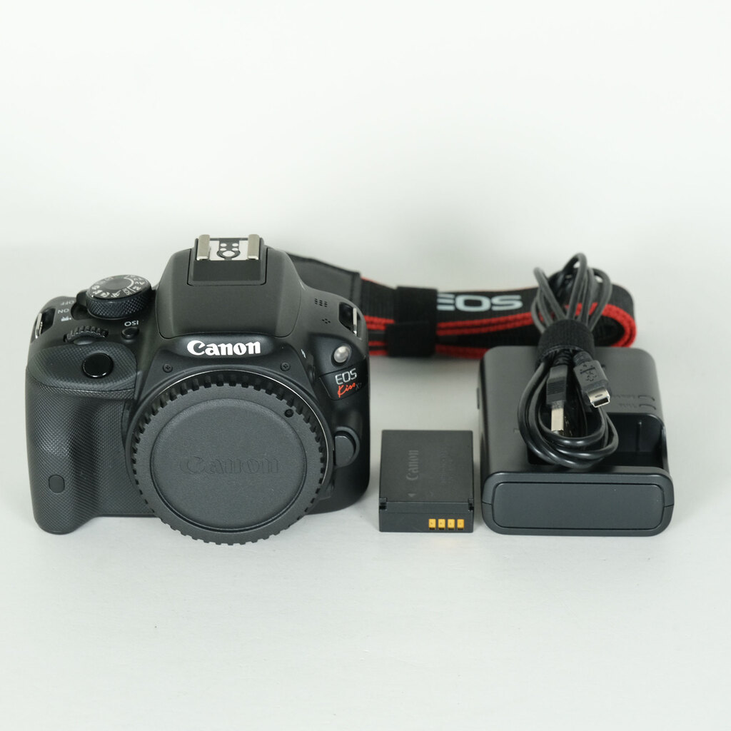 Canon EOS Kiss X7