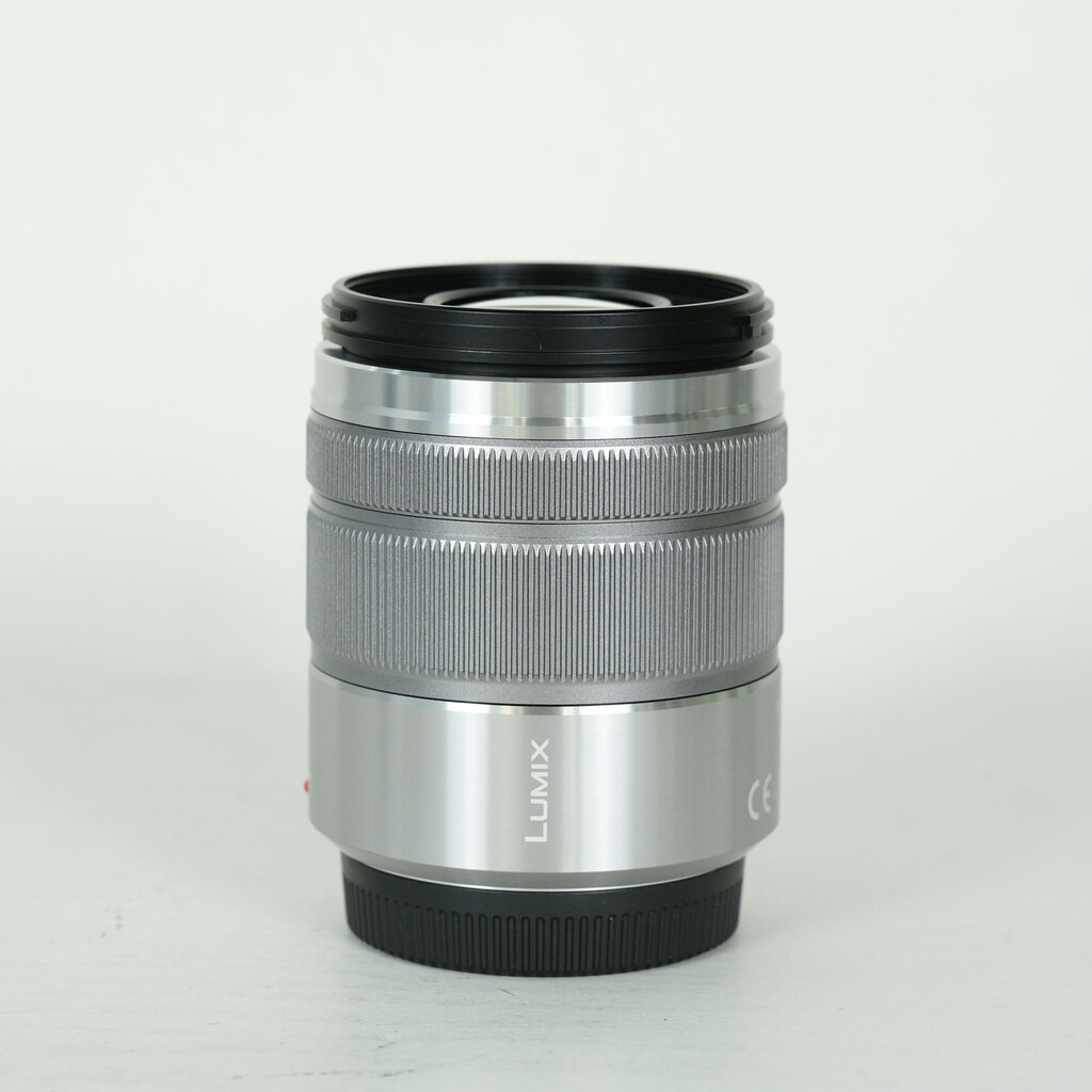 Panasonic LUMIX G VARIO 45-150mm / F4.0-5.6 ASPH. / MEGA O.I.S.の
