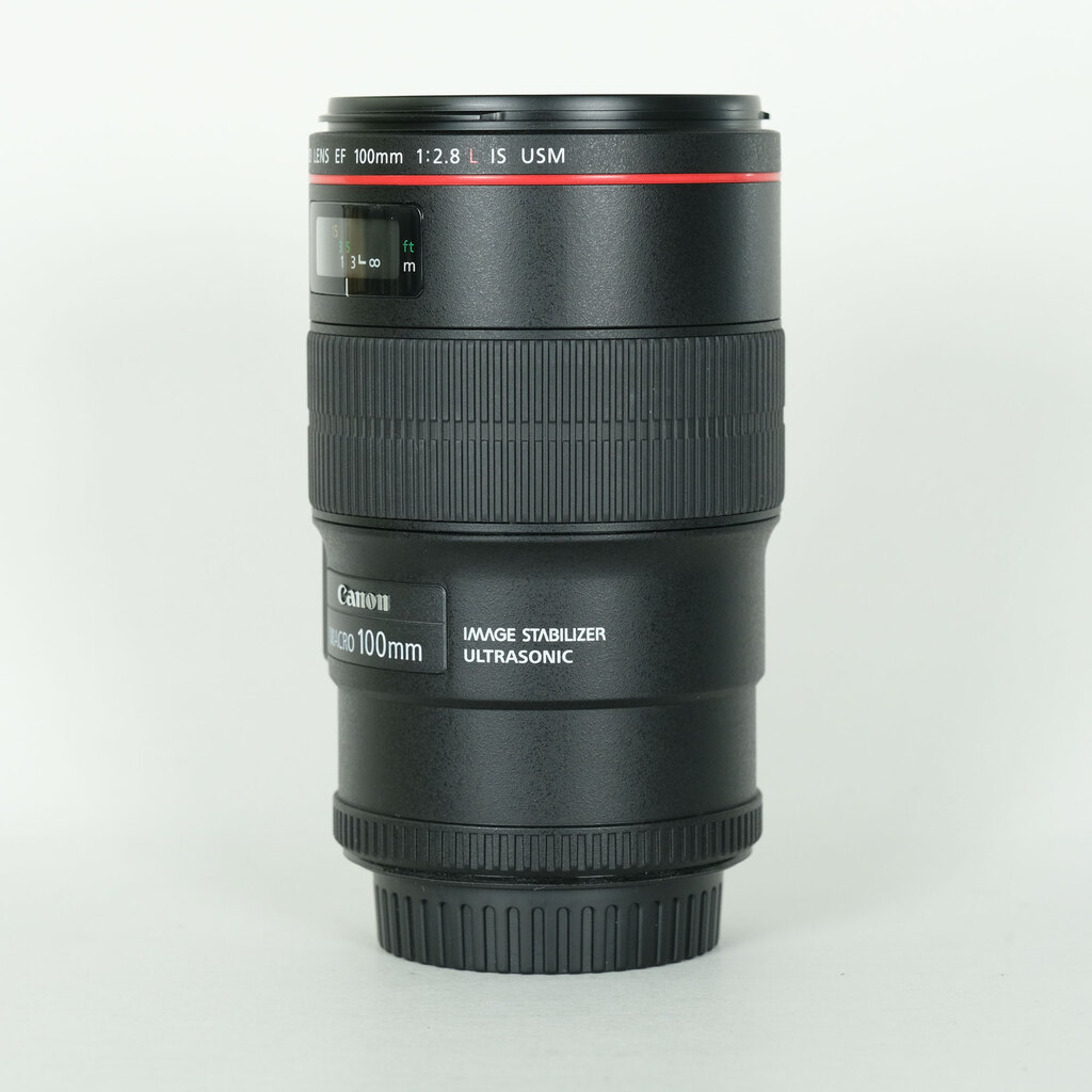 Canon EF100mm F2.8L�}�N�� IS USM