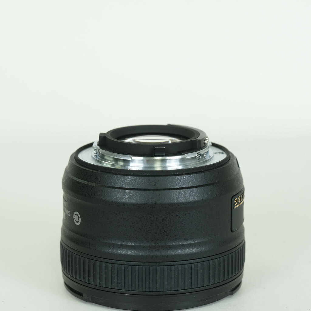Nikon AF-S NIKKOR 50mm f/1.8G Nikon AF-S NIKKOR 50mm f/1.8G