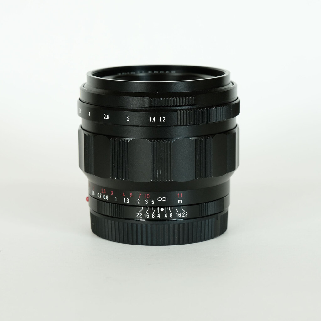 Voigtlander NOKTON 40mm F1.2 Aspherical E-mount (ソニーE用)の出品