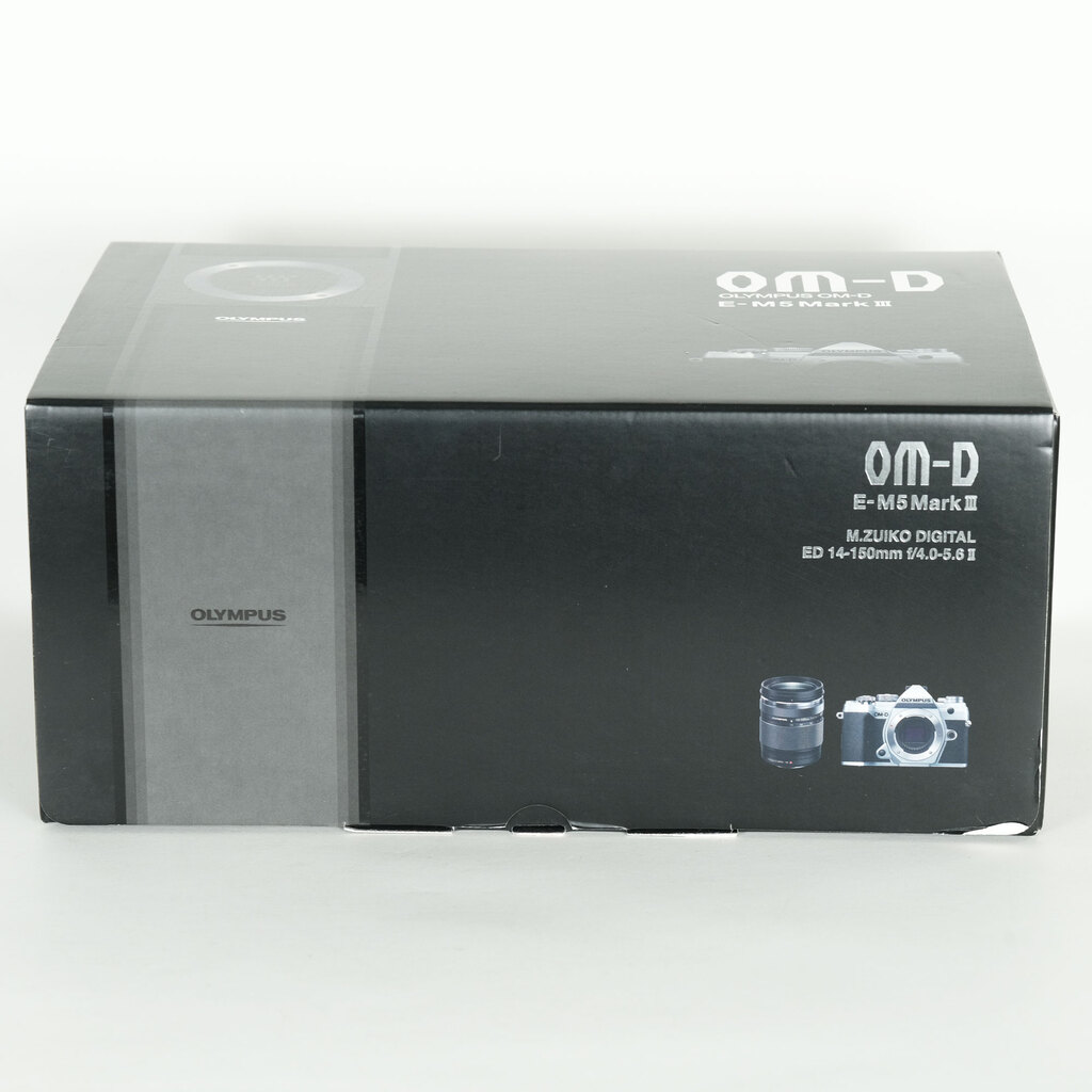 OLYMPUS OM-D E-M5 Mark III