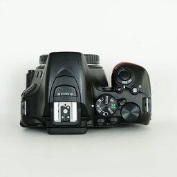 Nikon D5500