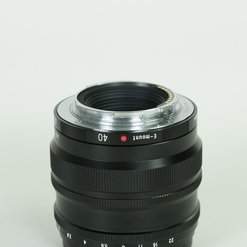 Voigtlander NOKTON 40mm F1.2 Aspherical SE E-mount (ソニーE用) Voigtlander NOKTON 40mm F1.2 Aspherical SE E-mount (ソニーE用)