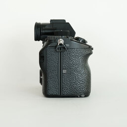 SONY α7 III（ILCE-7M3）