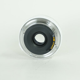 Canon EF40mm F2.8 STM ホワイト