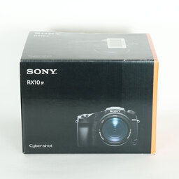 SONY Cyber-shot DSC-RX10M4