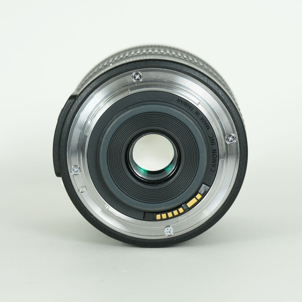 Canon EF-S18-135mm F3.5-5.6 IS STM