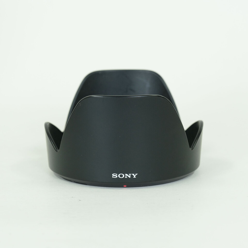 SONY E18-200mm F3.5-6.3 OSS SEL18200