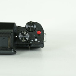 Panasonic LUMIX DC-G100