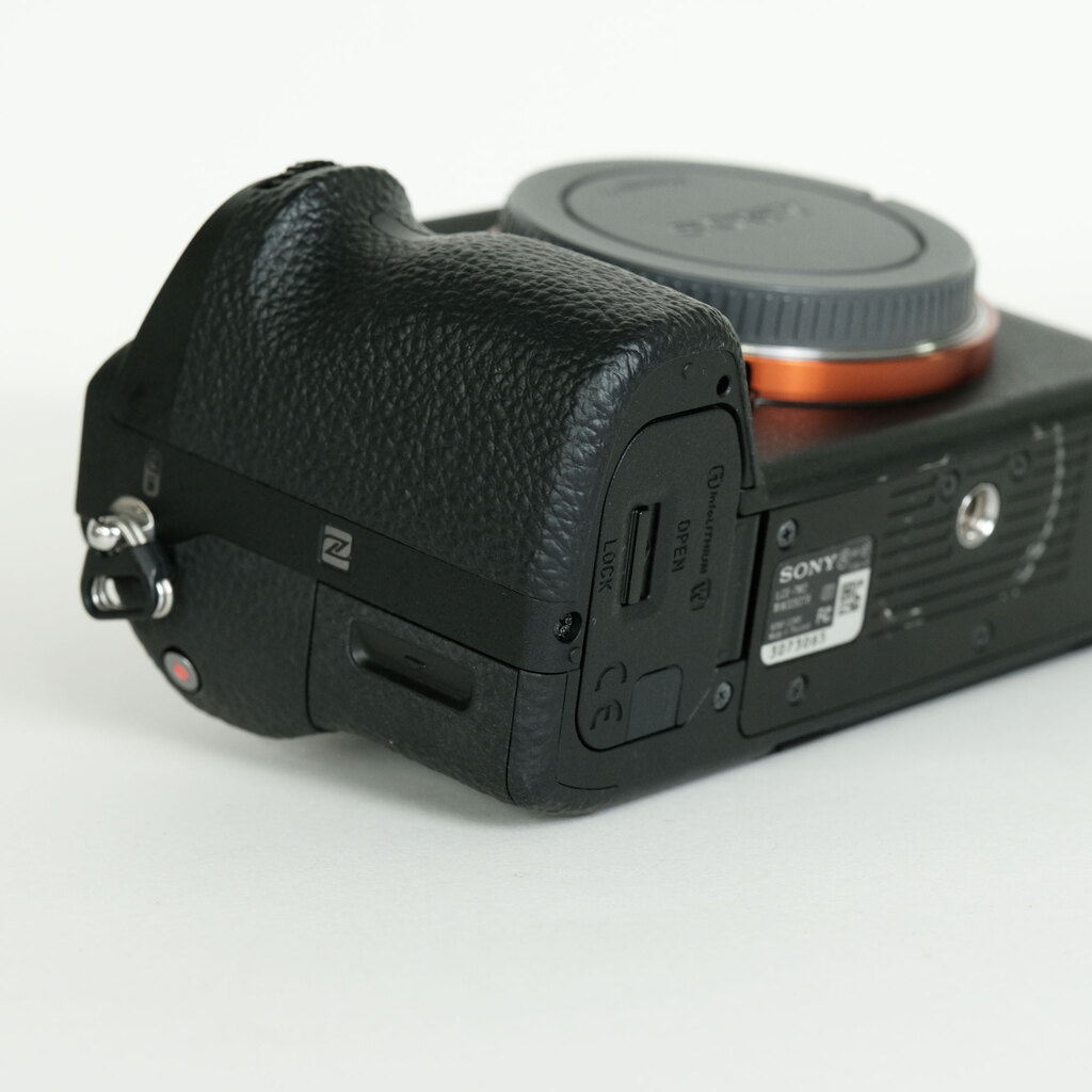 SONY α7 II（ILCE-7M2）