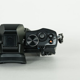 OLYMPUS OM-D E-M5 ボディ ブラック