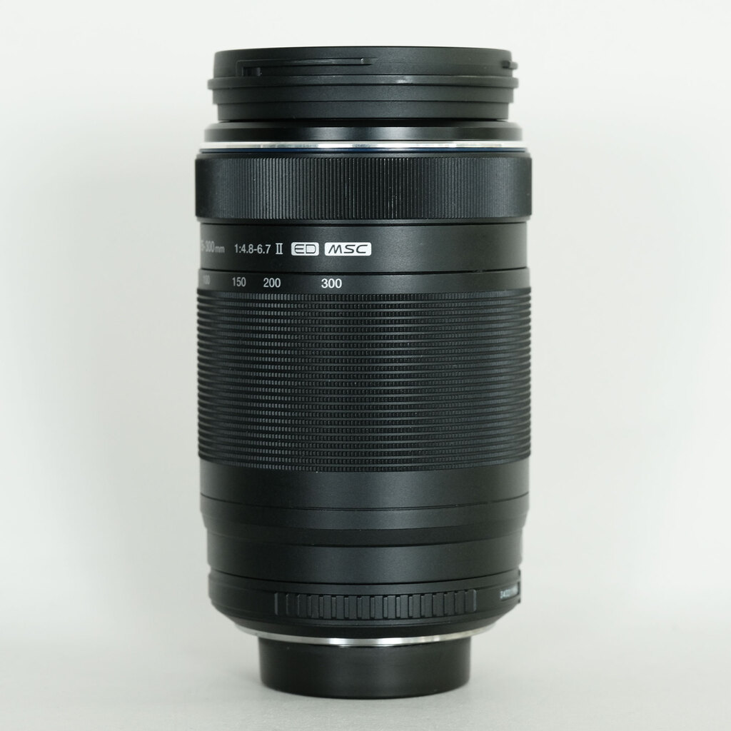 OLYMPUS M.ZUIKO DIGITAL ED 75-300mm F4.8-6.7 II