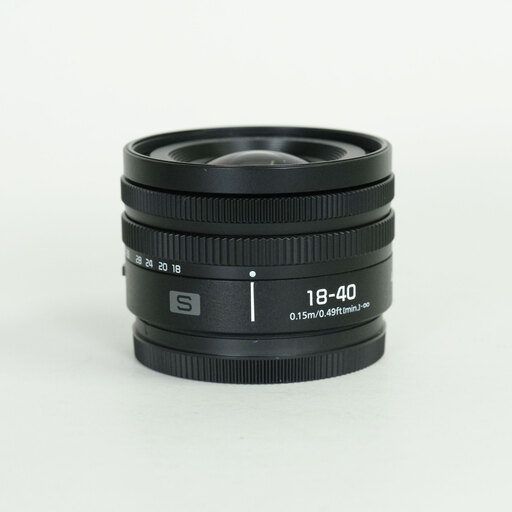 Panasonic LUMIX S 18-40mm F4.5-6.3