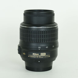 Nikon AF-S DX NIKKOR 18-55mm F3.5-5.6 G VR Nikon AF-S DX NIKKOR 18-55mm F3.5-5.6 G VR