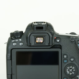 Canon EOS 9000D Canon EOS 9000D