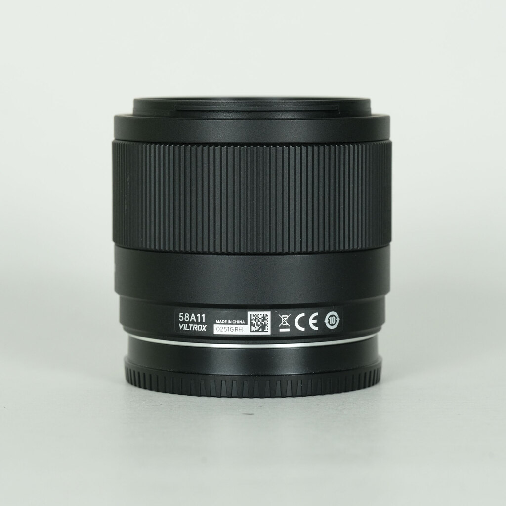 VILTROX AF 40mm F2.5 ソニーE用