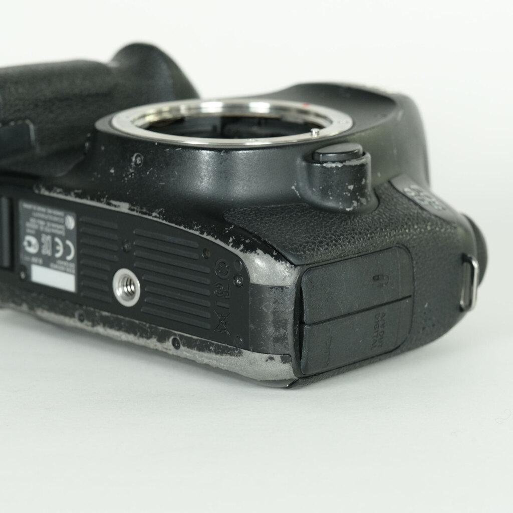 Canon EOS 6D Canon EOS 6D