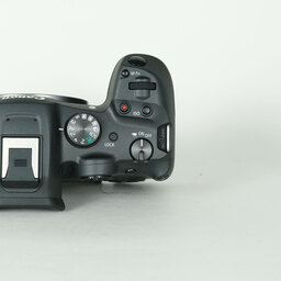 Canon EOS R7
