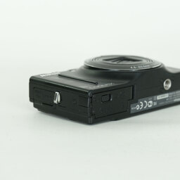 Nikon COOLPIX S8200 ノーブルブラック