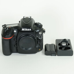 Nikon D810