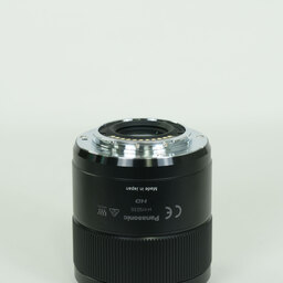 Panasonic LUMIX G MACRO 30mm F2.8 ASPH. MEGA O.I.S.