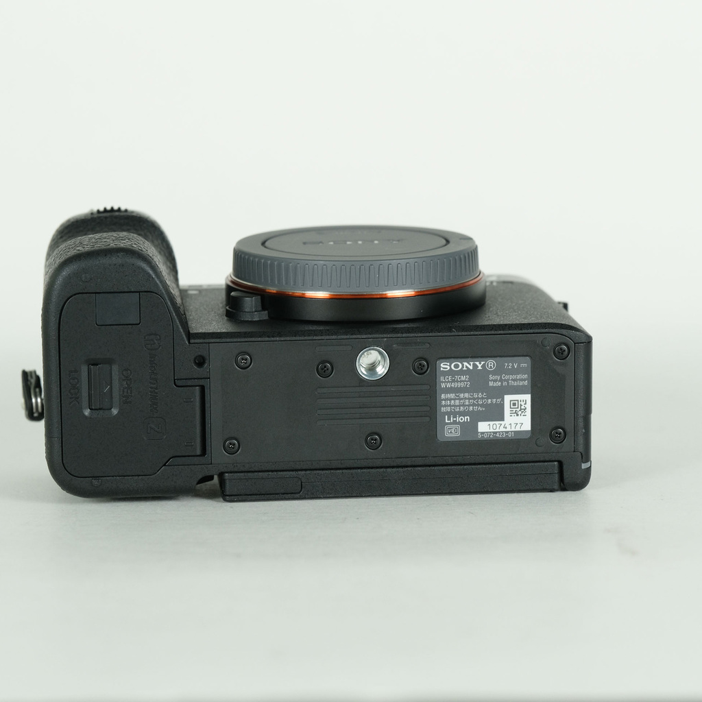 SONY α7C II（ILCE-7CM2）の出品 | ONE SCENE（ワンシーン）