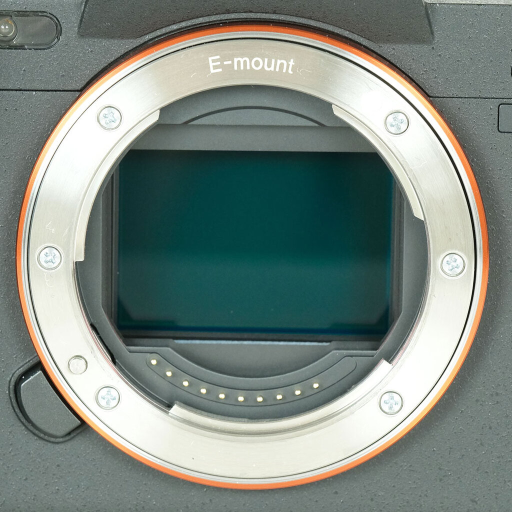 SONY α7 IV(ILCE-7M4) SONY α7 IV(ILCE-7M4)