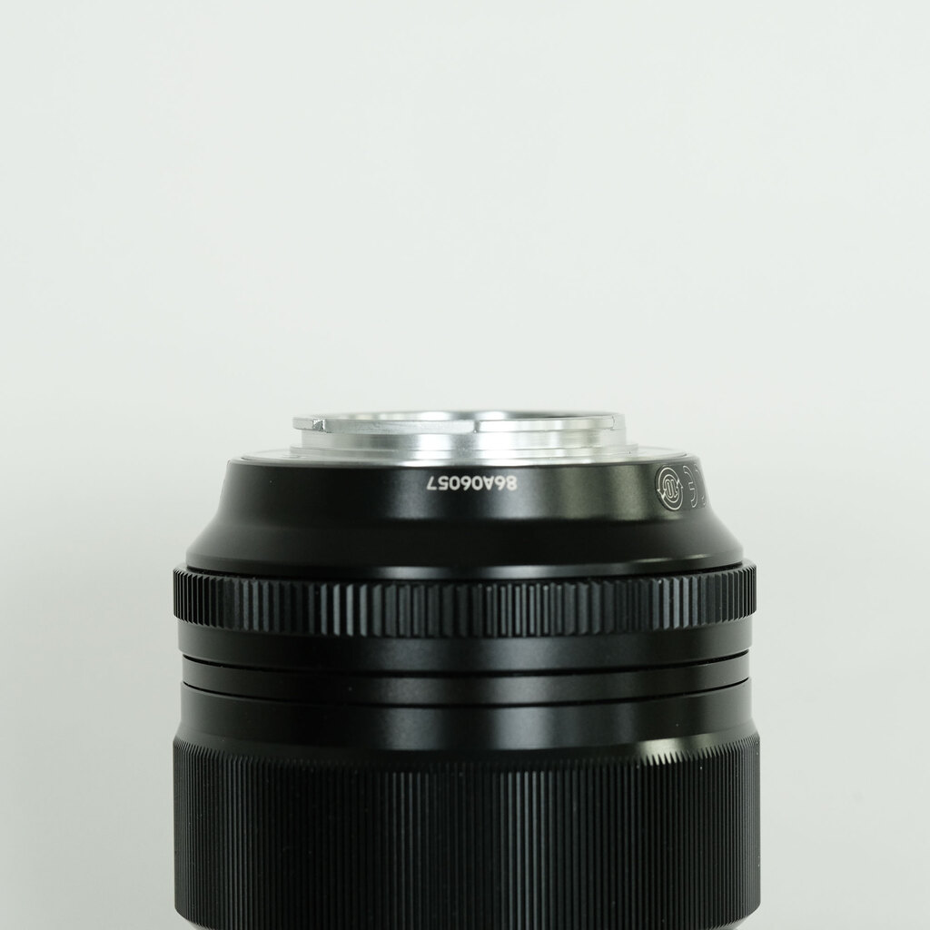 FUJIFILM XF56mmF1.2 R