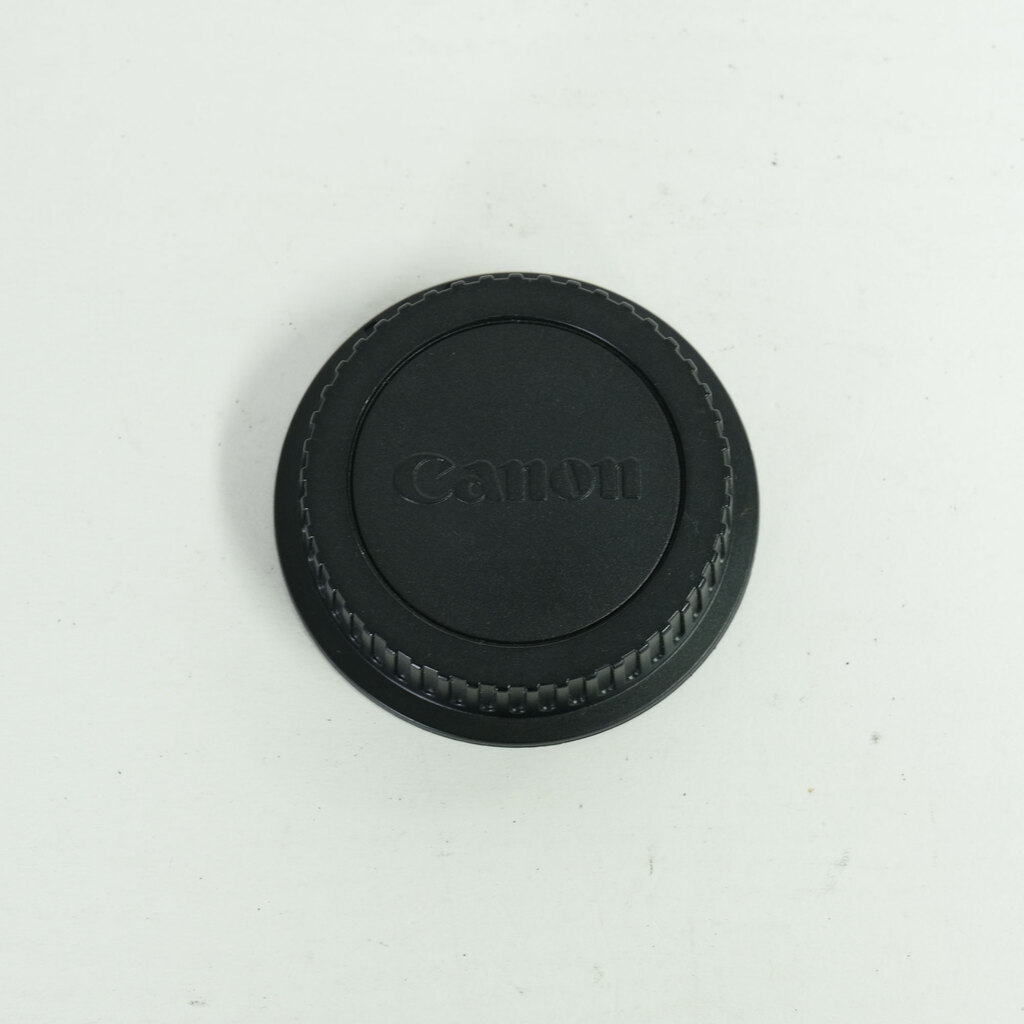 Canon EF-S18-55mm F3.5-5.6 IS STM