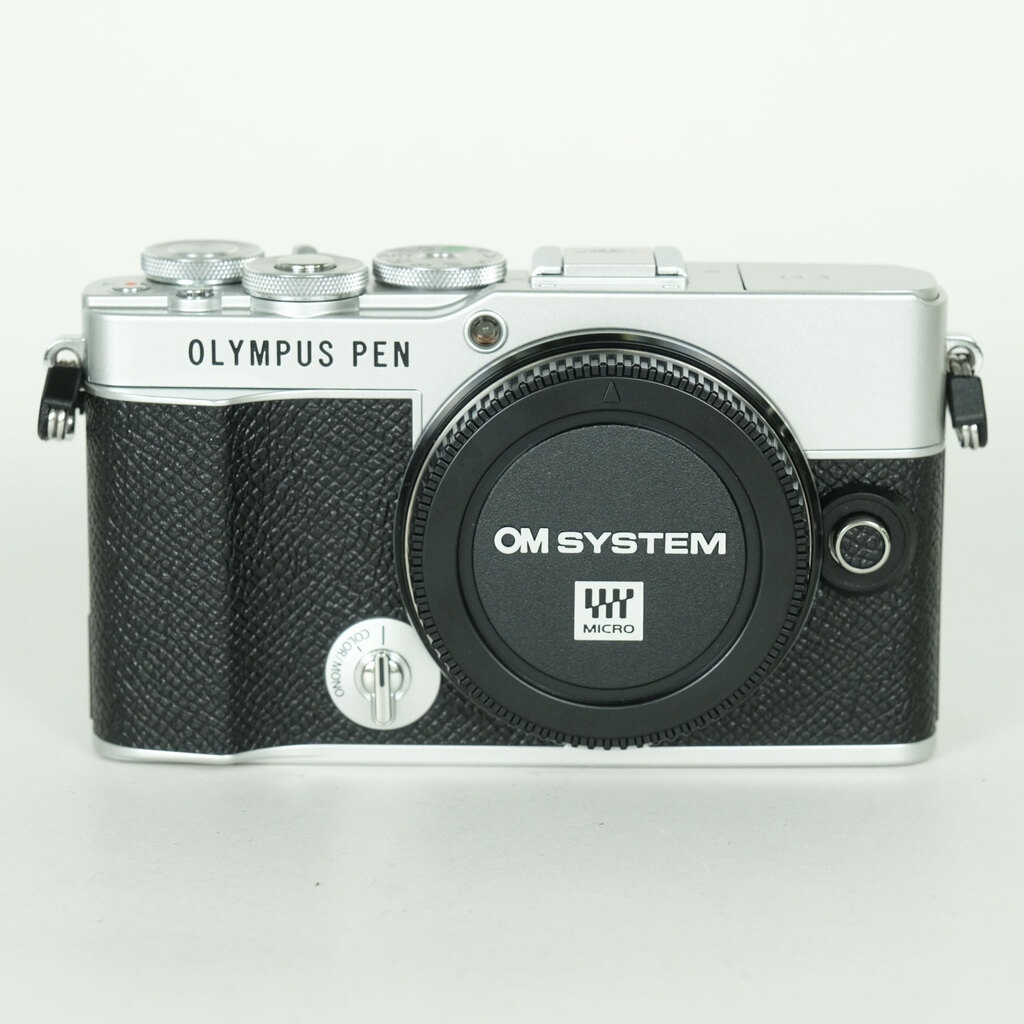 OLYMPUS PEN E-P7 ボディ [シルバー] 中古価格比較 - 価格.com