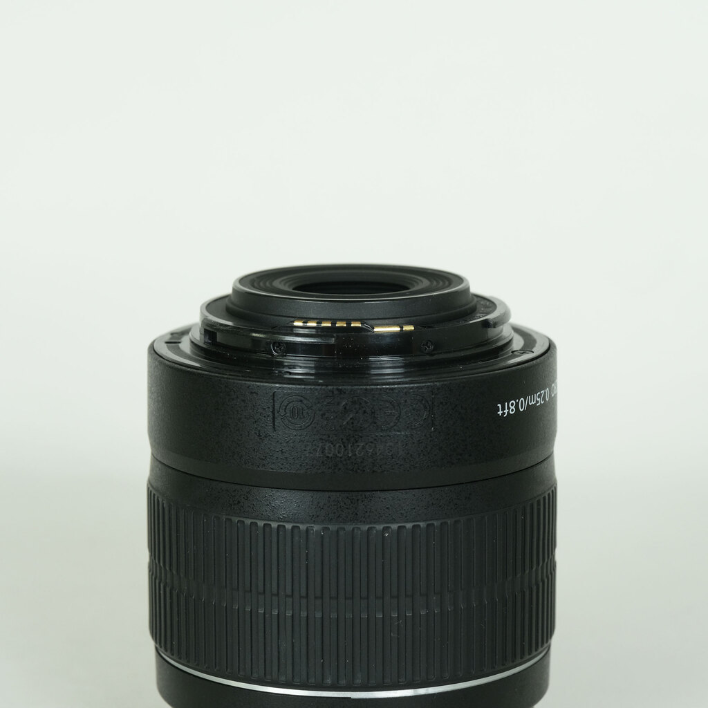 Canon EF-S18-55mm F3.5-5.6 IS II