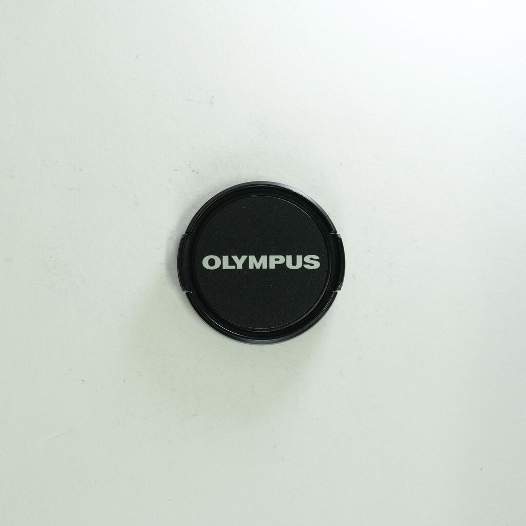 OLYMPUS M.ZUIKO DIGITAL 14-42mm F3.5-5.6IIR シルバー