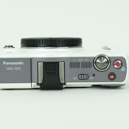 Panasonic LUMIX DMC-GF2-K ボディ ホワイト Panasonic LUMIX DMC-GF2-K ボディ ホワイト