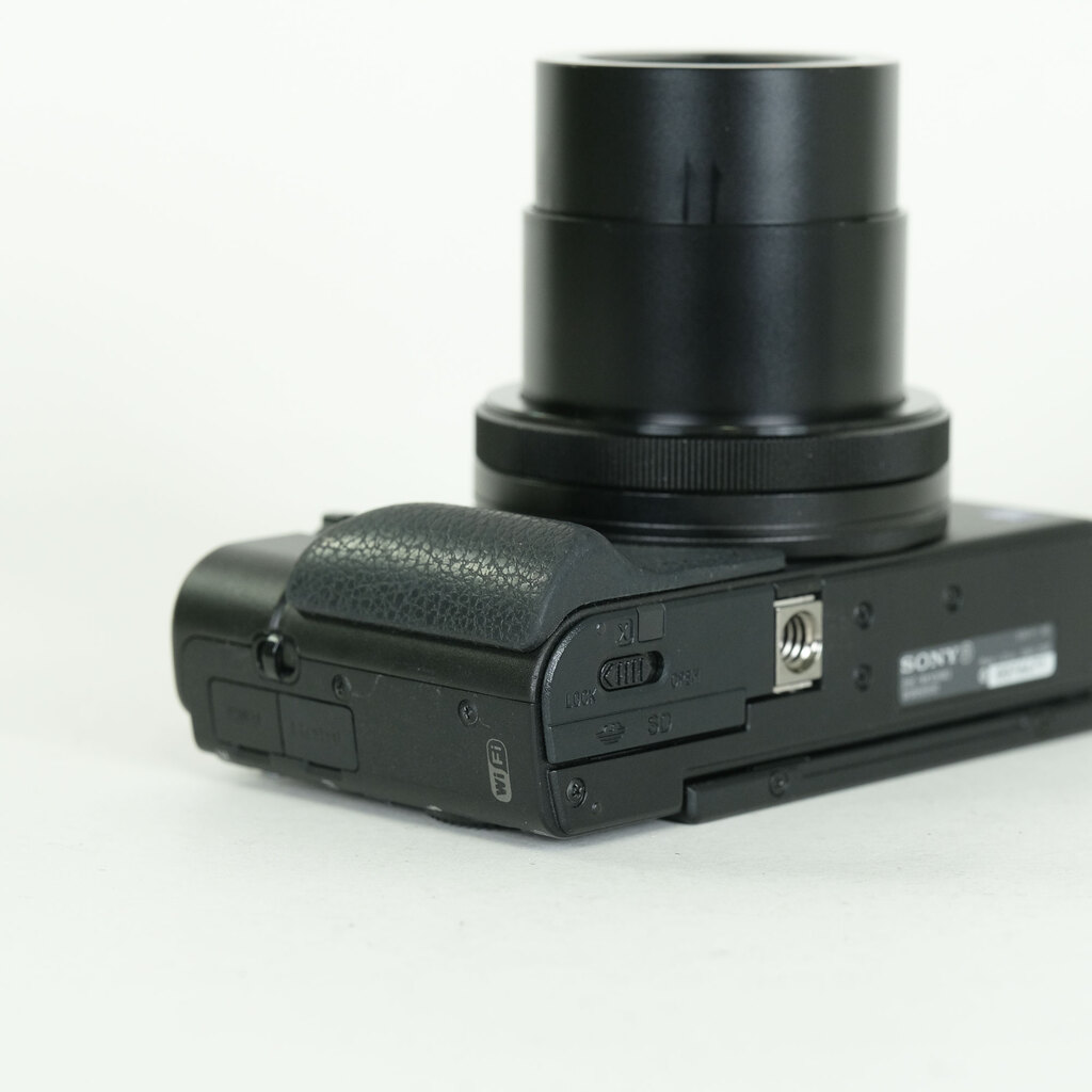 SONY Cyber-shot DSC-RX100M3