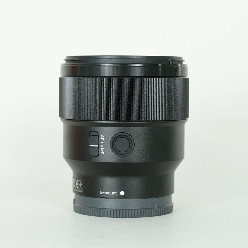 SONY FE 85mm F1.8 SEL85F18