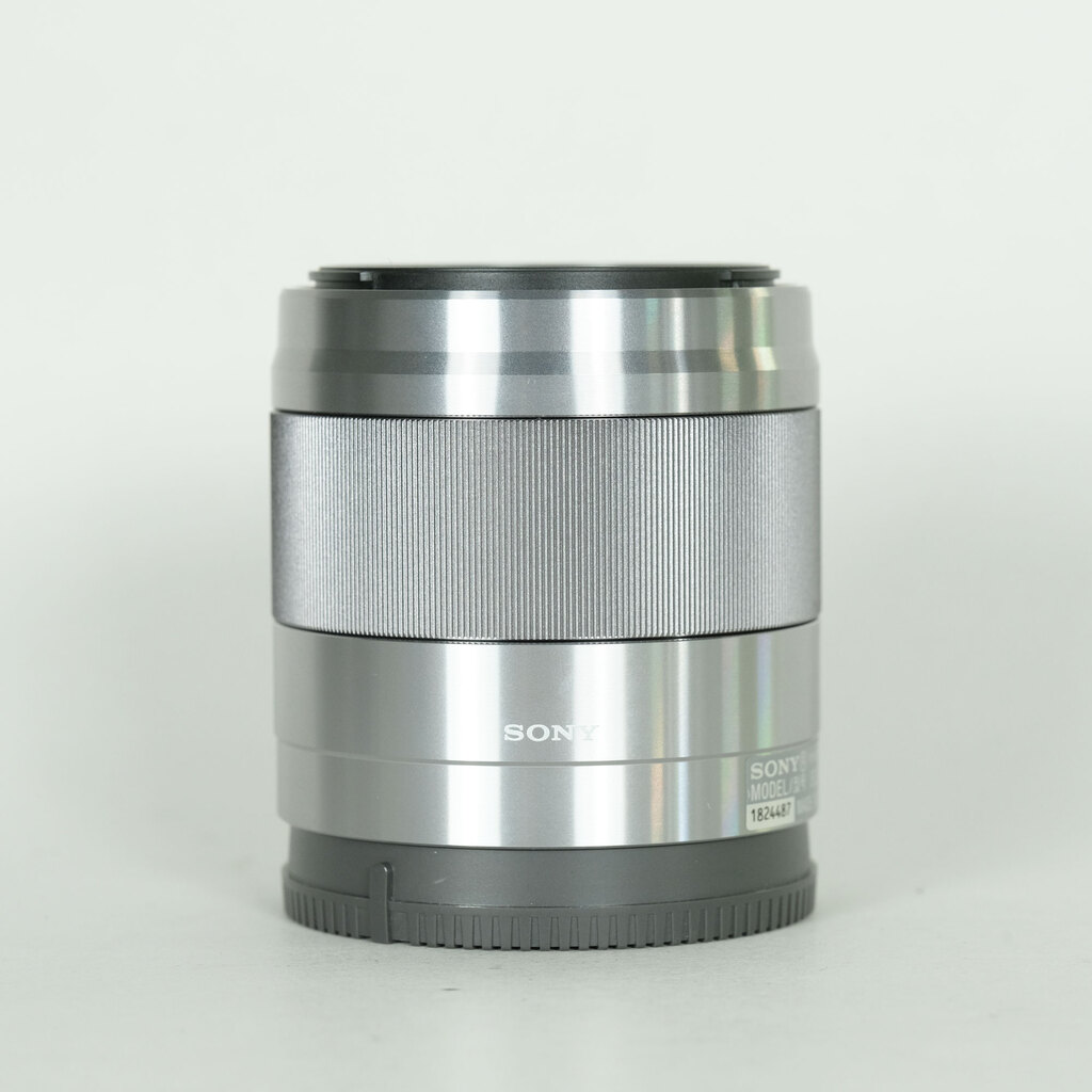 SONY E 50mm F1.8 OSS SEL50F18