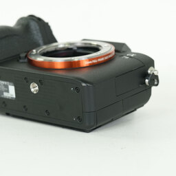 SONY α7 III(ILCE-7M3) SONY α7 III(ILCE-7M3)