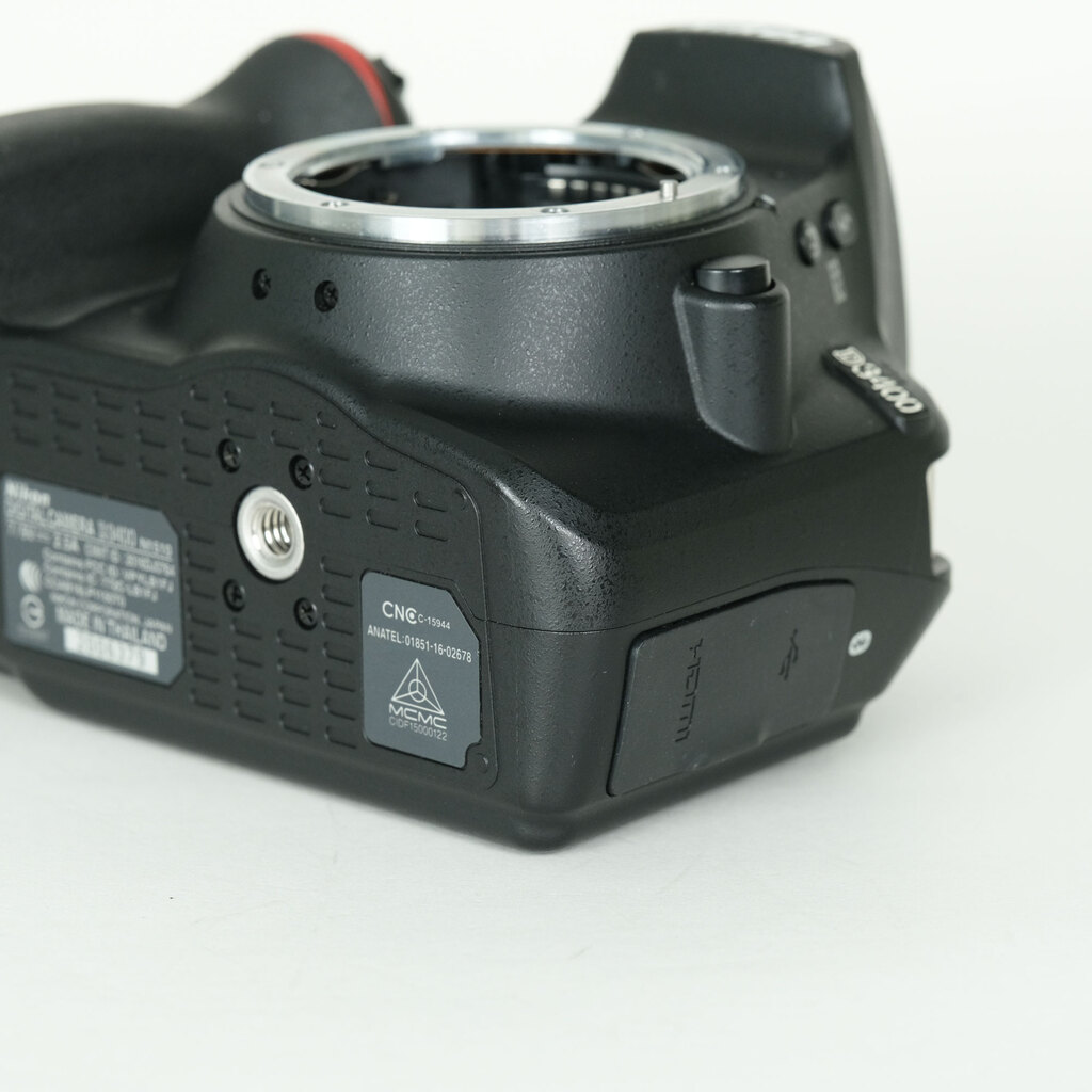 Nikon D3400