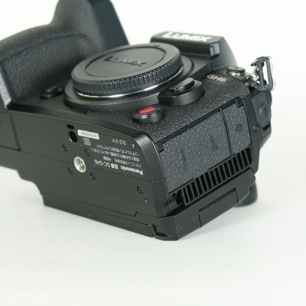 Panasonic LUMIX DC-GH6 Panasonic LUMIX DC-GH6