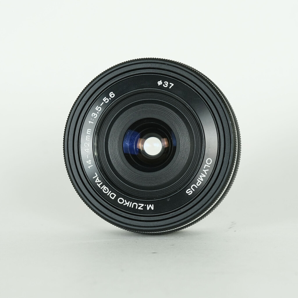 OLYMPUS M.ZUIKO DIGITAL ED 14-42mm F3.5-5.6 EZ ブラック OLYMPUS M.ZUIKO DIGITAL ED 14-42mm F3.5-5.6 EZ ブラック