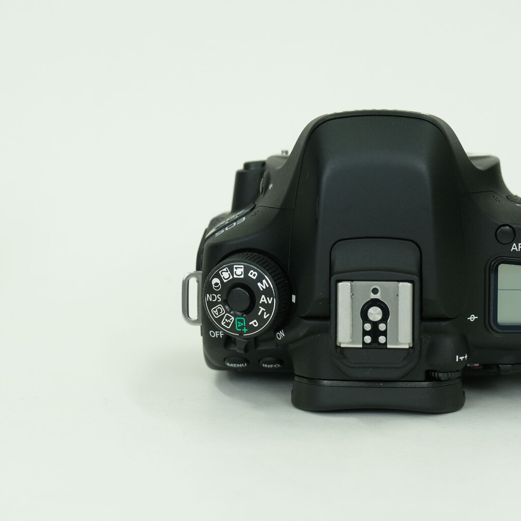 Canon EOS 80D Canon EOS 80D