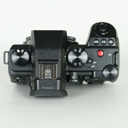 Panasonic LUMIX S5II DC-S5M2