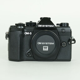 OM SYSTEM OM-5