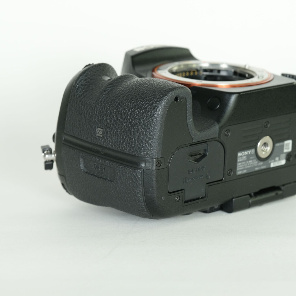 SONY α99II(ILCA-99M2) SONY α99II(ILCA-99M2)